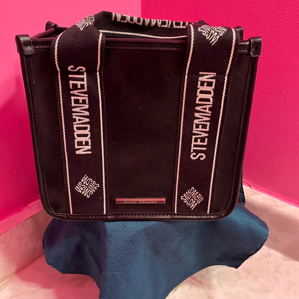 Steve Madden Black Tote with beige Strap Accents